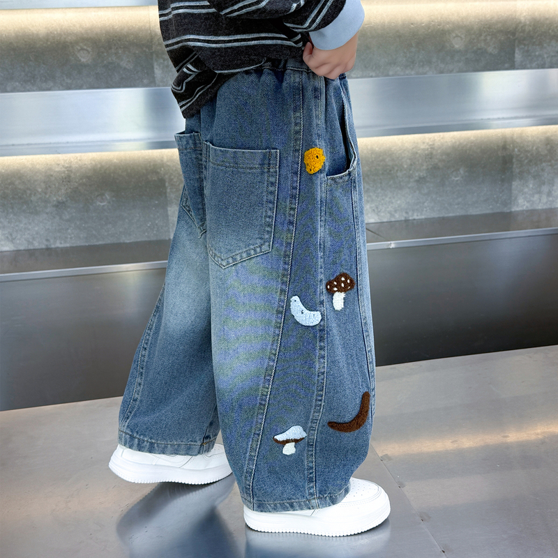 British Trendy Children's Light Luxury Boys' Straight-Leg Jeans Spring and Autumn 2026 New Style Children's Curved Pants Stylish Baby Pants British Trendy Children's Light Luxury Boys' Straight-Leg Jeans Spring and Autumn 2026 New Style Children's Curved Pants Stylish Baby Pants