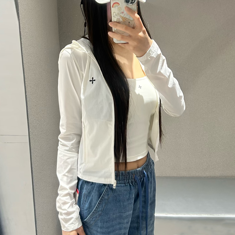 National Trend Focuses on Body-Shaping Outdoor Hoodies, New Summer Thin Elastic Sun-Protective Hooded Slim-Fit Jacket for Women in Three Colors