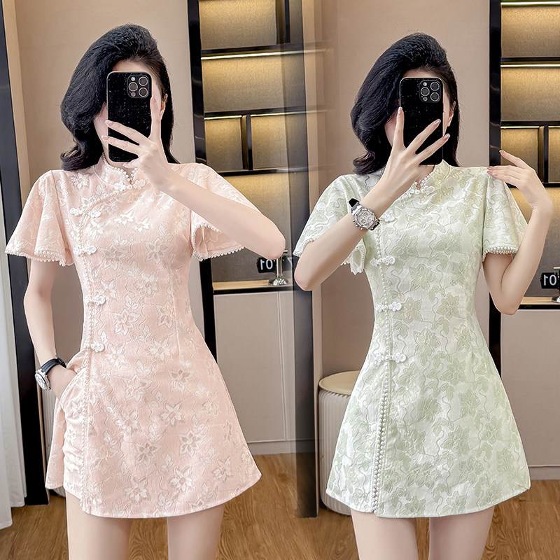 米璐的服装店