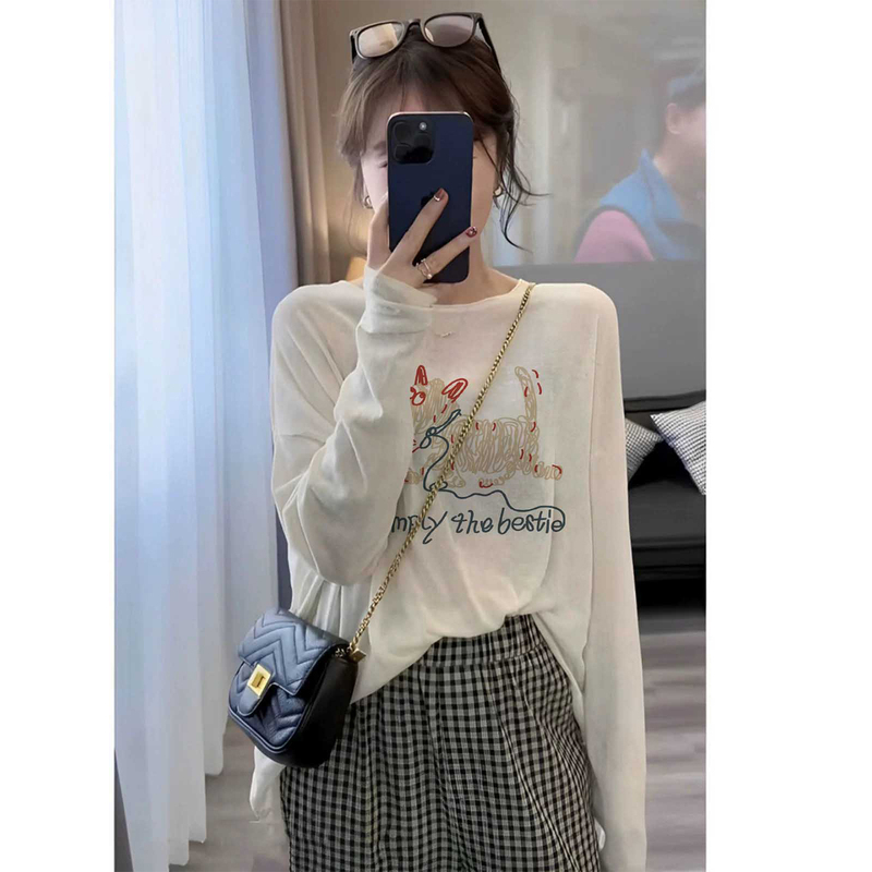 2026 New Style Snowflake Cotton Round Neck Long-Sleeved T-Shirt for Women, Fashionable and Versatile White Sun Protection Blouse Top for Spring and Autumn 2026 New Style Snowflake Cotton Round Neck Long-Sleeved T-Shirt for Women, Fashionable and Versatile White Sun Protection Blouse Top for Spring and Autumn