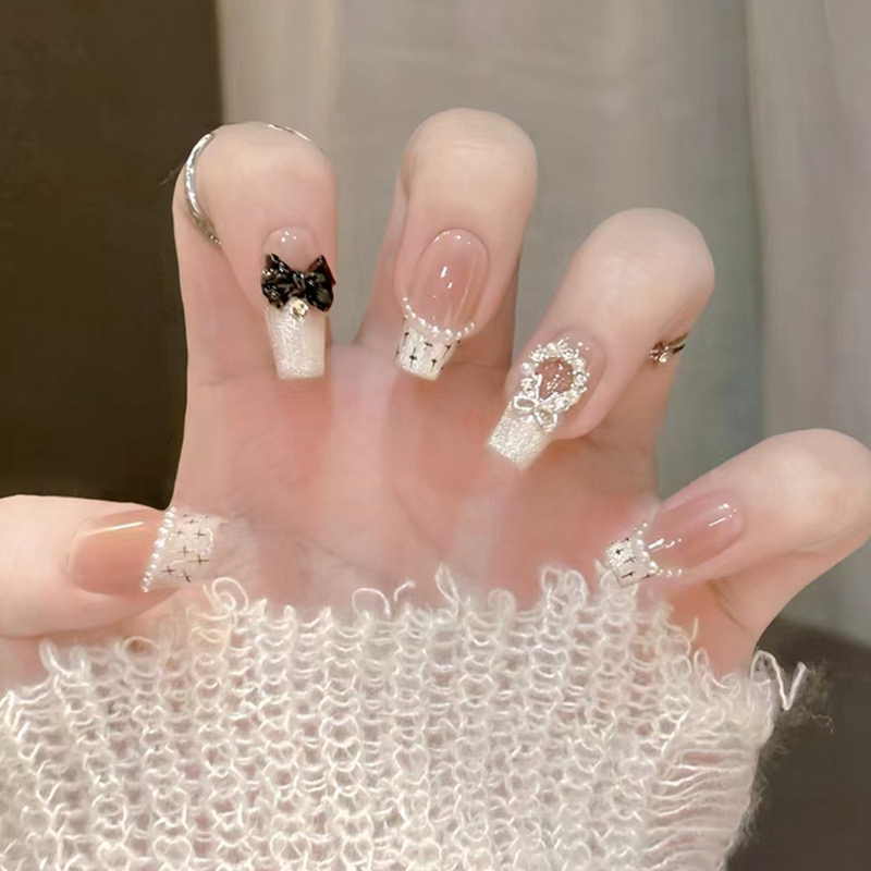 Nail Art Wearable Nails 2026 New Model for Children, Medium and Short Styles, Brightening Effect, Reusable Finger Nail Patches for Kids