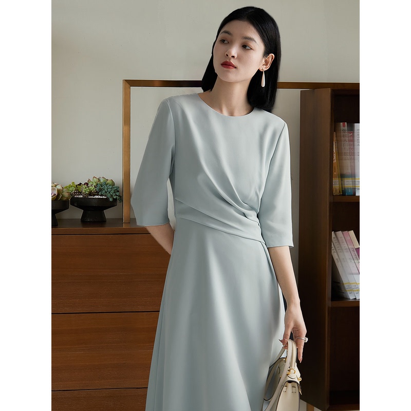 "French Weave Style" m Country Naia Eastman Acetate Boat Neck Dress with Pleats at the Waist Qzi782130Mg