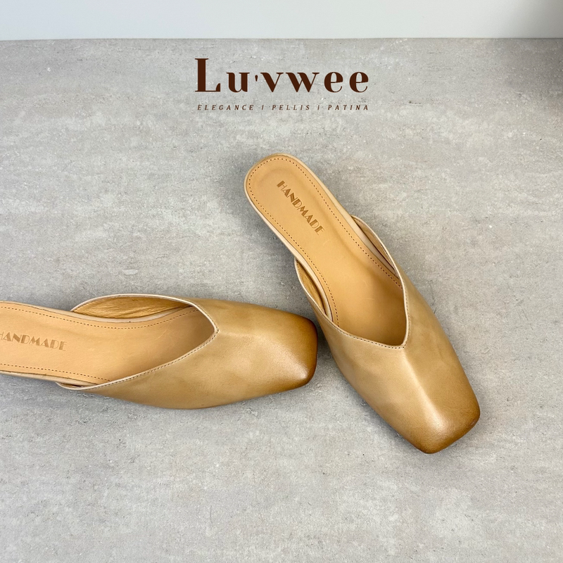 Lu Yiwei [Relaxed Style] Minimalist Genuine Leather Closed-Toe Slippers for Women, Chunky Heel Square-Toe Mules, Versatile Slip-On Shoes