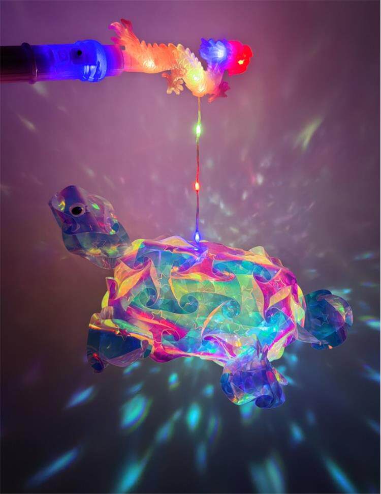 Китайский фонарик 国庆节3d立体动物炫彩镭射手提花灯材料片儿童手工diy灯笼摆摊