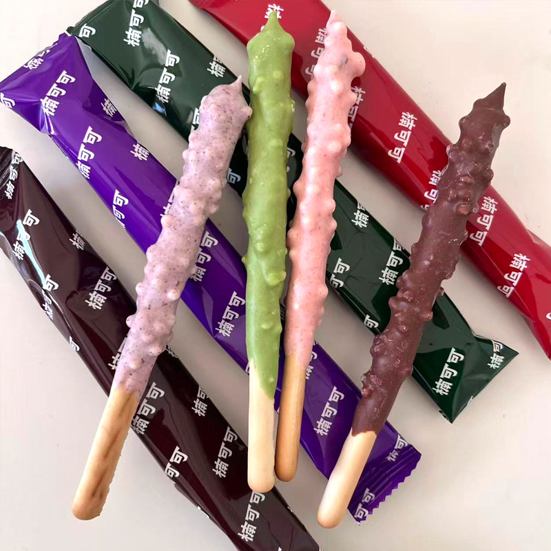 含代可可脂的坚果巧克力棒适合当解馋小零食吗？