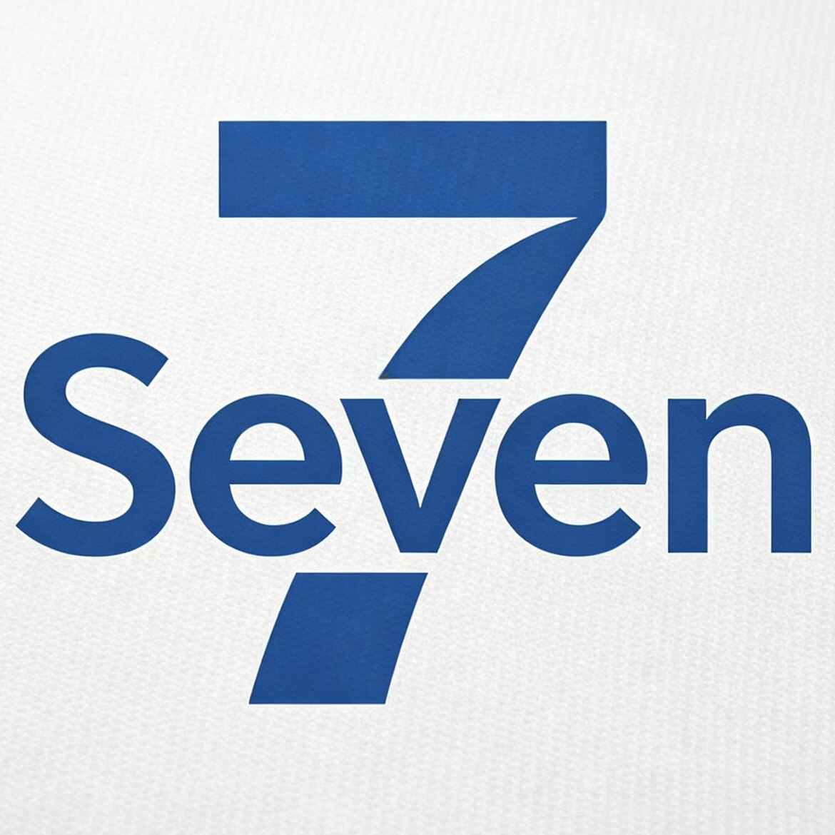 Seven 小柒服饰的LOGO