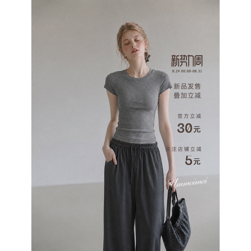 Ummoimoi Floral Gray Lyocell Round Neck Short-Sleeved T-Shirt for Women, Summer Basic Style, Slim Fit, Regular Shoulder Top Ummoimoi Floral Gray Lyocell Round Neck Short-Sleeved T-Shirt for Women, Summer Basic Style, Slim Fit, Regular Shoulder Top