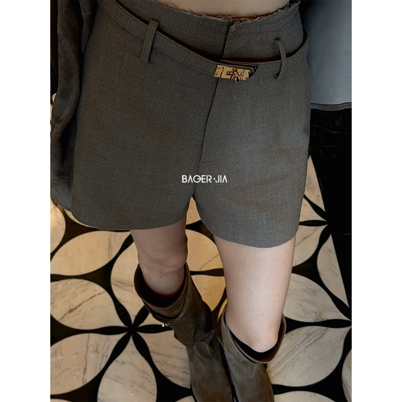 Gold Buckle Shorts Bao'Erjia Bc159526308 Simple Versatile High-Waisted Slimming Casual Suit Shorts