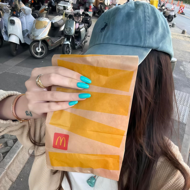 Purely Handmade Fluorescent Teal Glossy Oval Press-On Nails That Enhance Complexion, Summer Solid Color Detachable Finished Fake Nail Pieces Purely Handmade Fluorescent Teal Glossy Oval Press-On Nails That Enhance Complexion, Summer Solid Color Detachable Finished Fake Nail Pieces