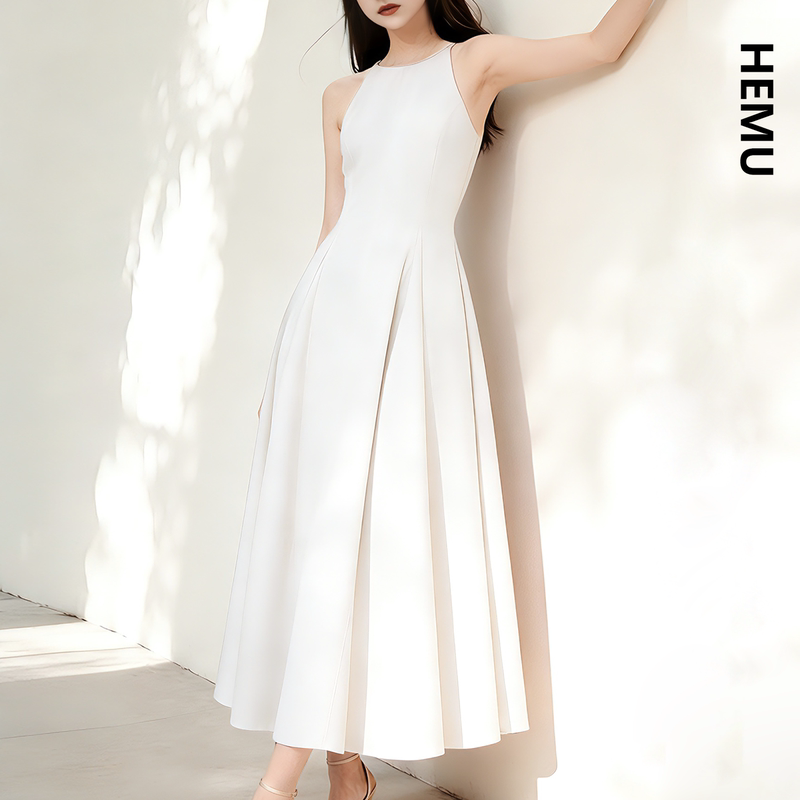 White Halter Neck Dress, Strapless, Suitable for Marriage Registration, White Dress for Beach Vacation, Waist-Cinching Long Dress, Engagement Dress, High-End Summer Style