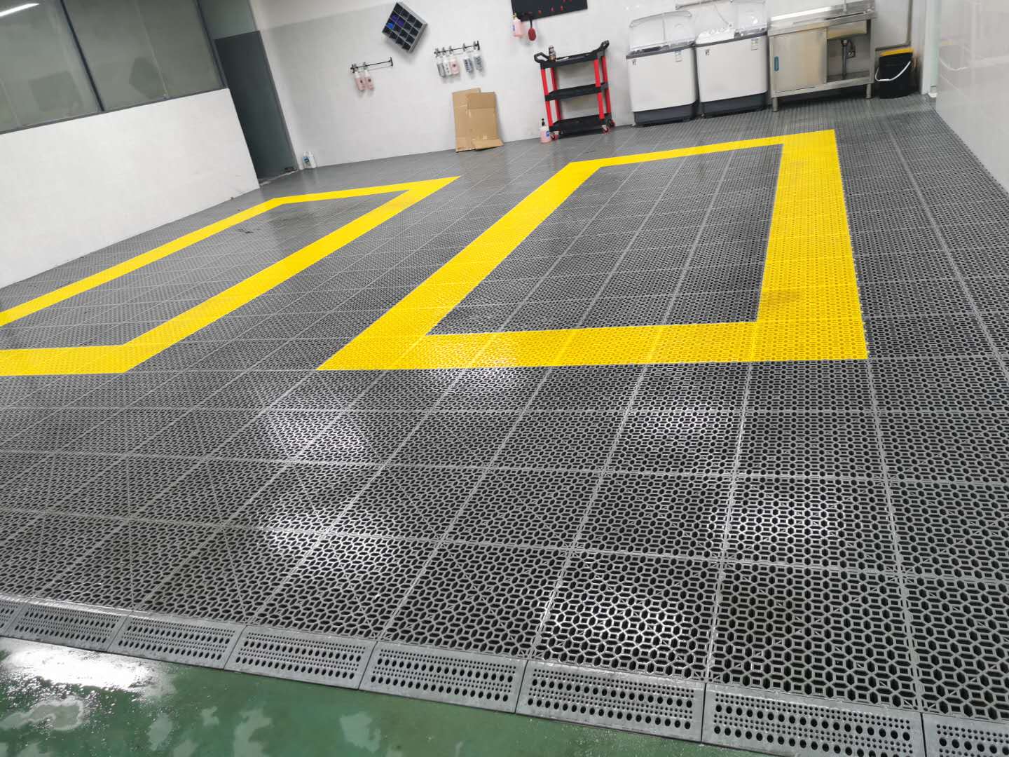 店铺改版密码。格栅一换、形象   体验双增长