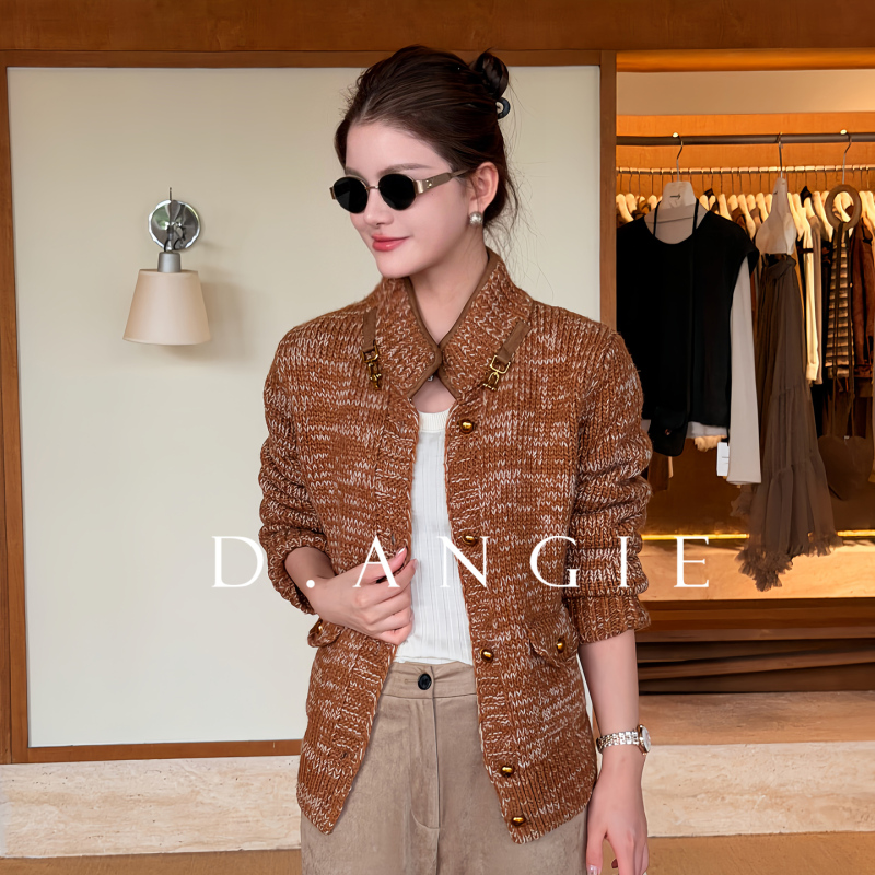 Ding Anqi [Gilded] Wool Floral Yarn Knitted Cardigan 2026 New Loose Vintage Short Jacket for Women Autumn