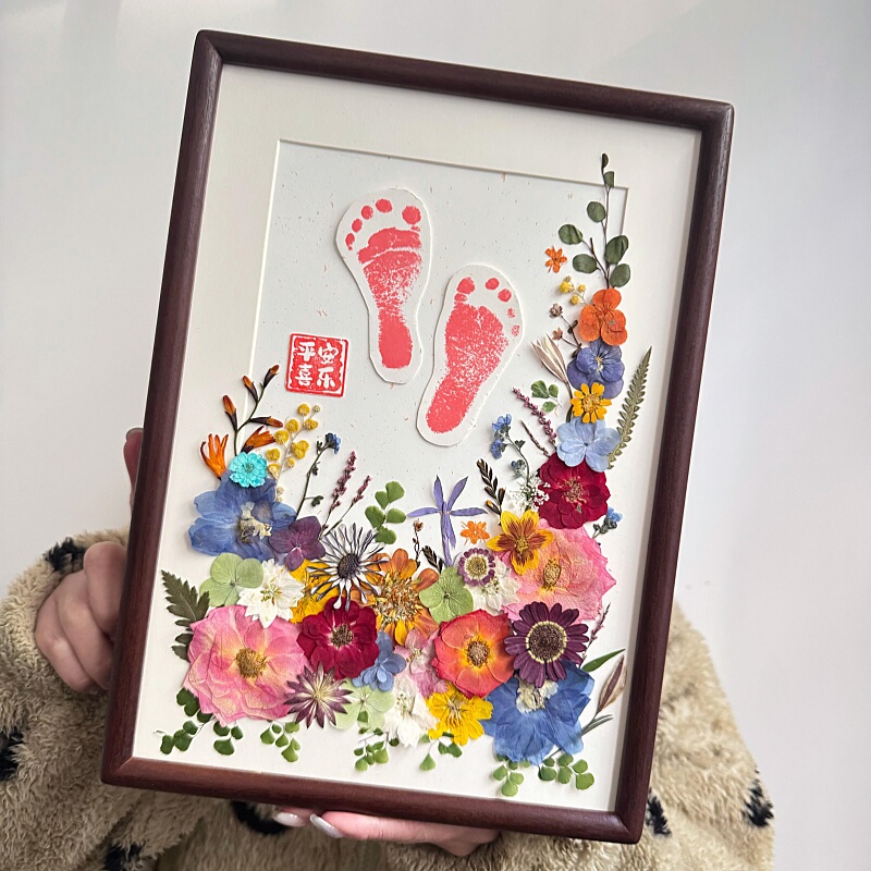 Baby Memory Photo Frame | DIY Photo Frame with Footprints, Handmade Decorative Ornament, Photo Frame for First Birthday and Full Month Celebration.