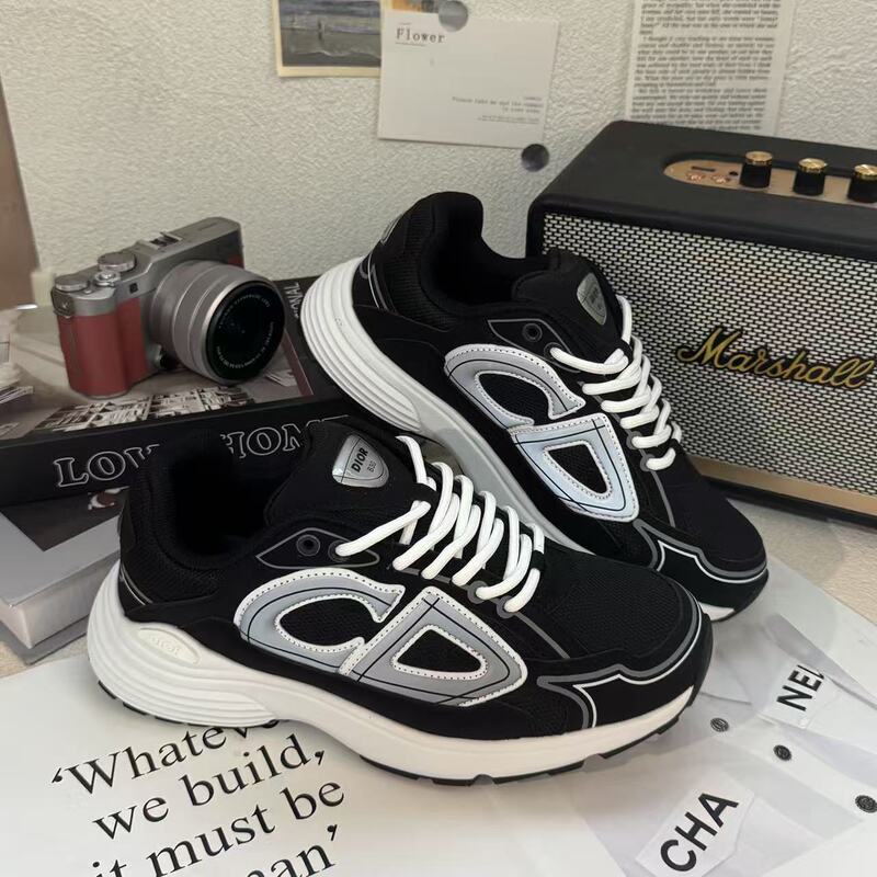 2026 New Cross-Border B30 Thick-Soled Luminous Running Shoes B25 Dad Shoes Casual Fashion Versatile Breathable Sports Shoes