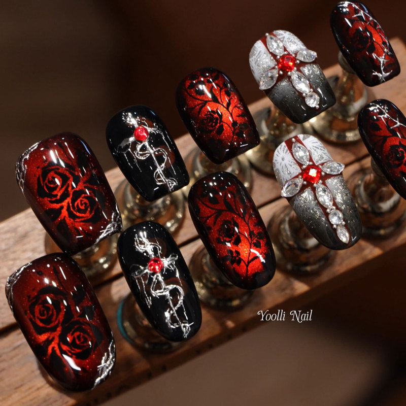 Youli【Thorn Rose】Purely Handmade Wearable Nails, Dark Night Gothic Hand-Painted Rose Red and Black Cat Eye Style Nail Art