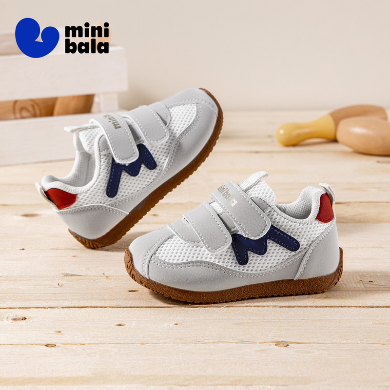 Mini Balabala Children's 2026 Autumn New Boys' Lightweight Sports Shoes Kindergarten Indoor Soft Sole Shoes Mini Balabala Children's 2026 Autumn New Boys' Lightweight Sports Shoes Kindergarten Indoor Soft Sole Shoes