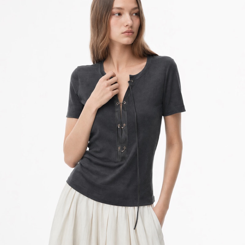 American-Style Gray Henley Collar Short-Sleeve T-Shirt for Women, Summer 2026 New Design, Waist-Cinching Cropped Top