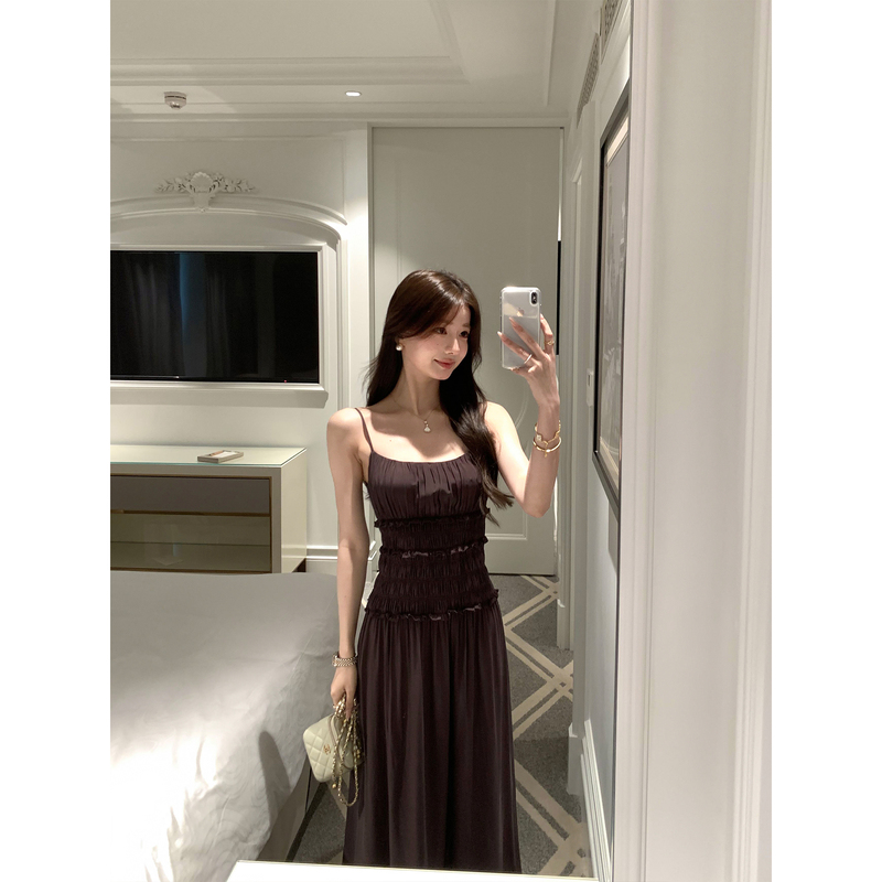 1Xtwo Dynamic Beauty, Gentle Style, Spaghetti Strap Pleated Dress, Women's Draped Ruffle Slimming Long Dress 1Xtwo Dynamic Beauty, Gentle Style, Spaghetti Strap Pleated Dress, Women's Draped Ruffle Slimming Long Dress