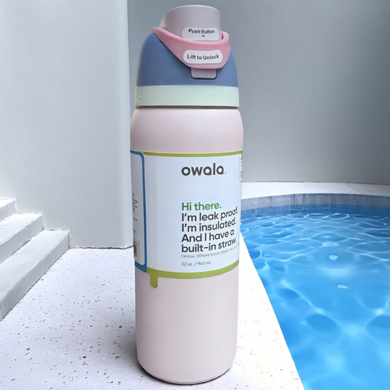 Owala 断熱スポーツウォーターボトル、大容量、ストロー付きカップ、ハンドヘルドカップ、ステンレス製断熱カップ