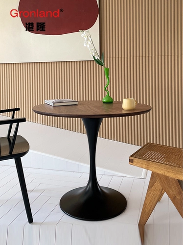 Северный тульпан ароматный скалолаза