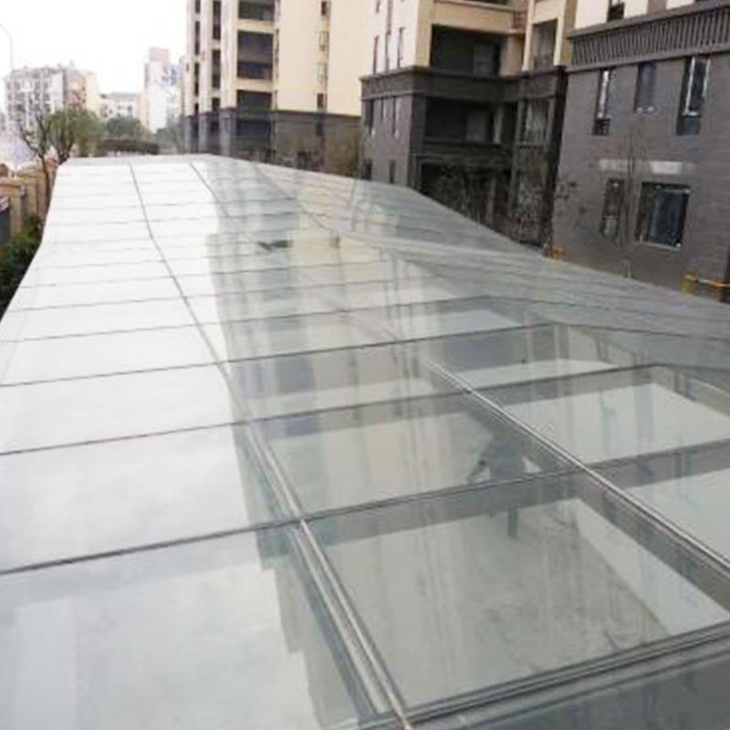 定制玻璃雨棚的技术架构与应用解析