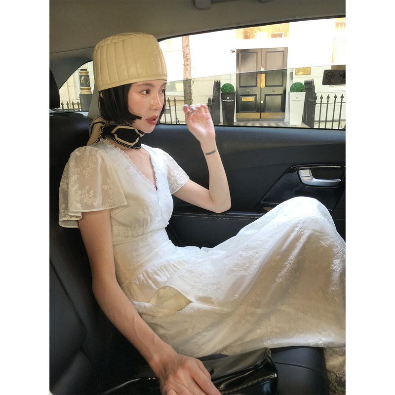 Mona Zhang Qixian Tencel Sheer Embroidered Dress/Hepburn Style Deep V-Neck Small Flutter Sleeve Lace Trim Long Dress Mona Zhang Qixian Tencel Sheer Embroidered Dress/Hepburn Style Deep V-Neck Small Flutter Sleeve Lace Trim Long Dress