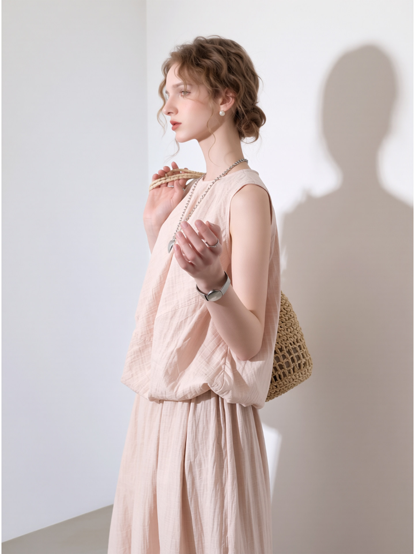 Pink Tencel Round Neck Sleeveless Suit for Women 2026 Summer New French Gentle Style Niche Design Two-piece Set