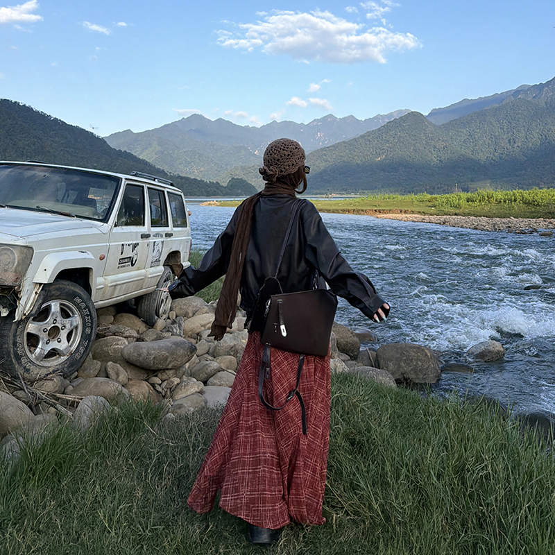 Xinjiang and Western Sichuan Travel Outfit: Maillard Leather Jacket with a Photo-Worthy Vibe, Red Plaid Skirt Set, Dress Xinjiang and Western Sichuan Travel Outfit: Maillard Leather Jacket with a Photo-Worthy Vibe, Red Plaid Skirt Set, Dress