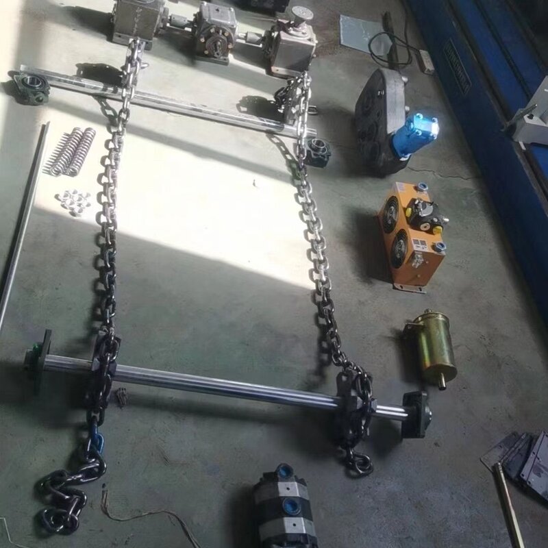 3-12 Square Meter Manure Spreader Complete Set of Accessories: Spreader Disc, Oil Pump, Sprocket, Chain, Motor, Reducer, Gearbox 3-12 Square Meter Manure Spreader Complete Set of Accessories: Spreader Disc, Oil Pump, Sprocket, Chain, Motor, Reducer, Gearbox