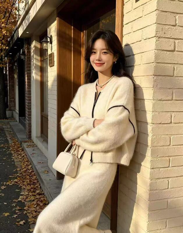 850-899 Retro Style Round Neck Knitwear for Women, Summer Loose and Versatile, Artistic Style Knitwear, Korean Style