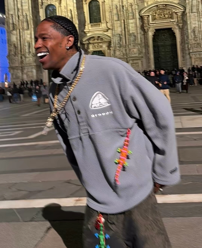 Travis Scott Same Style Cpfm Collaboration Crocodile Pendant Smiley Face Fleece Collar Sweatshirt Jacket Travis Scott Same Style Cpfm Collaboration Crocodile Pendant Smiley Face Fleece Collar Sweatshirt Jacket