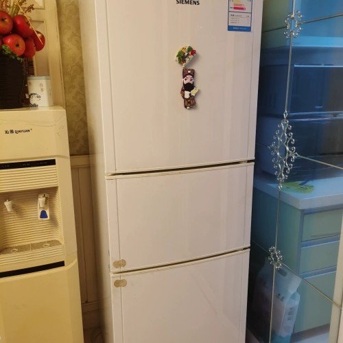 议价因为家里买双开门的冰箱，闲置一台西门子冰箱，冰箱很新，有