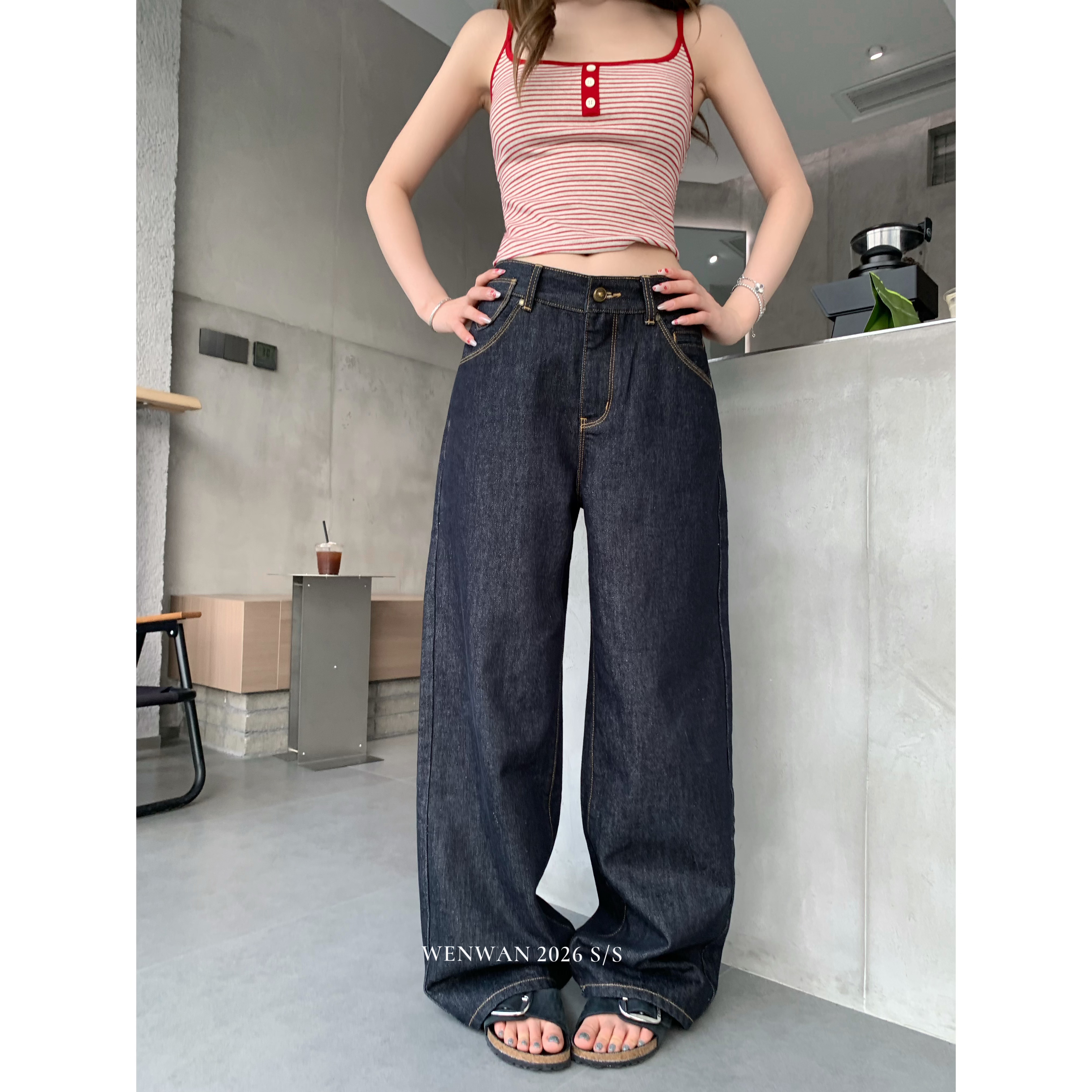 Wenwan【แจ๊สอังกฤษ】กางเกงยีนส์วินเทจ ด้ายสีตัดกัน หัวเข็มขัดแบบปรับได้ ผ้ายีนส์ดิบ ใช้งานได้หลากหลายในชีวิตประจำวัน