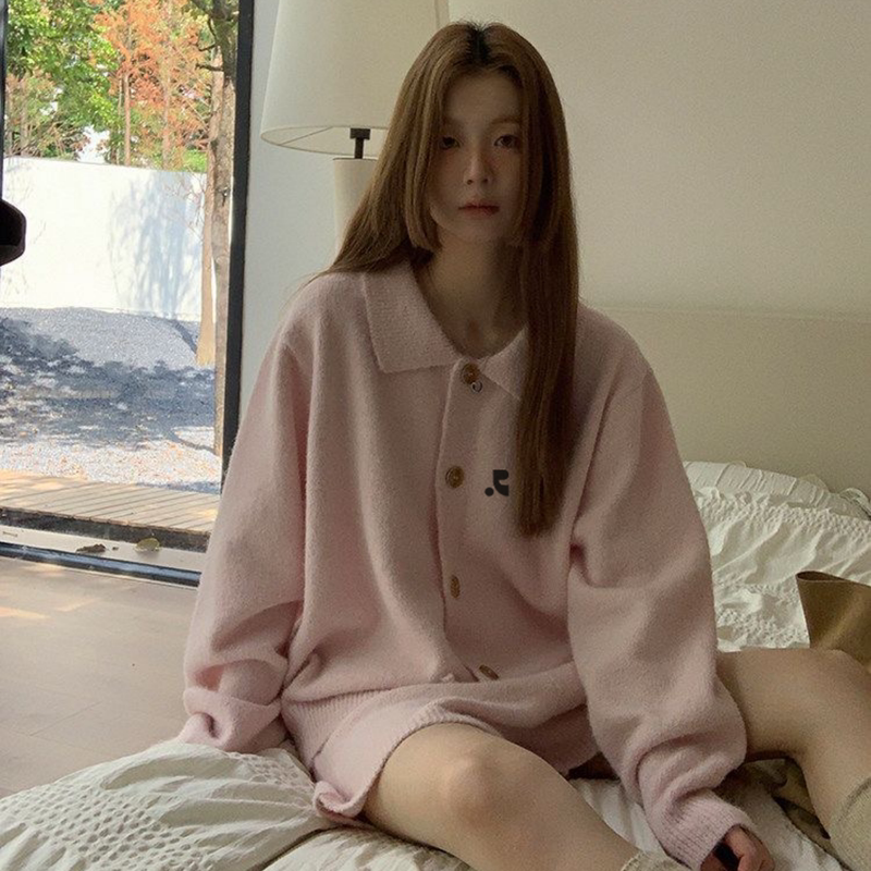 Restandricou Korean Retro Single-Breasted Knitted Printed Sweater Cardigan Women's Shorts Pink Two-Piece Set Restandricou Korean Retro Single-Breasted Knitted Printed Sweater Cardigan Women's Shorts Pink Two-Piece Set