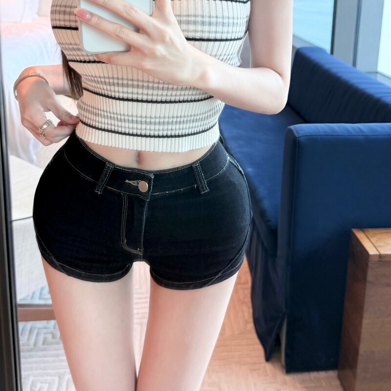Cher Qiao'Er [Super Proportion] Denim Shorts for Women, Summer Vintage Washed Mid-Low Waist Hip-Hugging Hot Pants