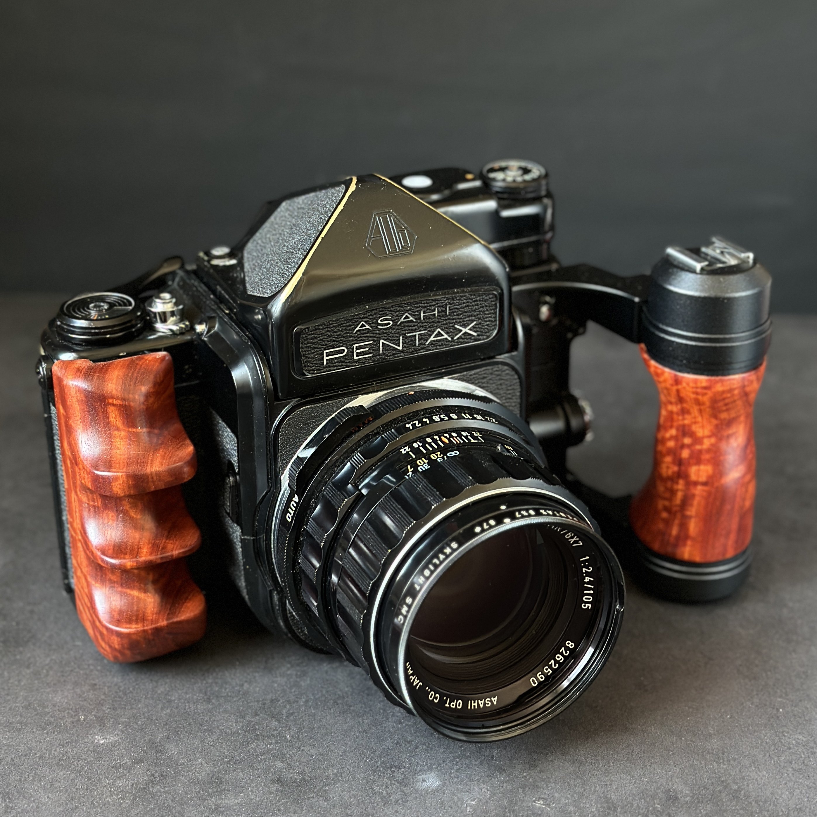 Wood Camera Hand Grip For Pentax 67 6X7 6*7 Left Hand Handle Holder