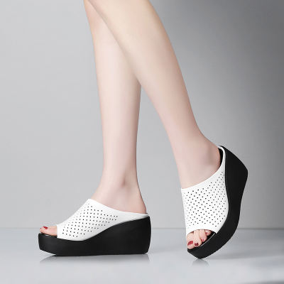 Wedge heel slippers for women's summer fashion Korean style outerwear 2026 new style personalized and versatile genuine leather high-heeled thick-soled flip-flops
