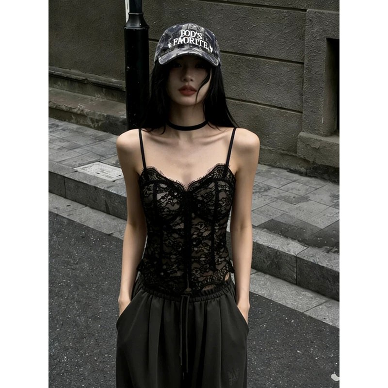 Lace Camisole for Women, Summer Outerwear with Chest Pads, Beautiful Back Exposed, Integrated Bra with Fishbone Design, Inner Layer Base Top