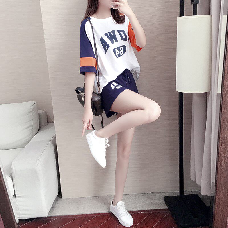 Tide brand fashion casual sports suit women's 2022 summer new women's age-reducing fashion short-sleeved shorts two-piece set