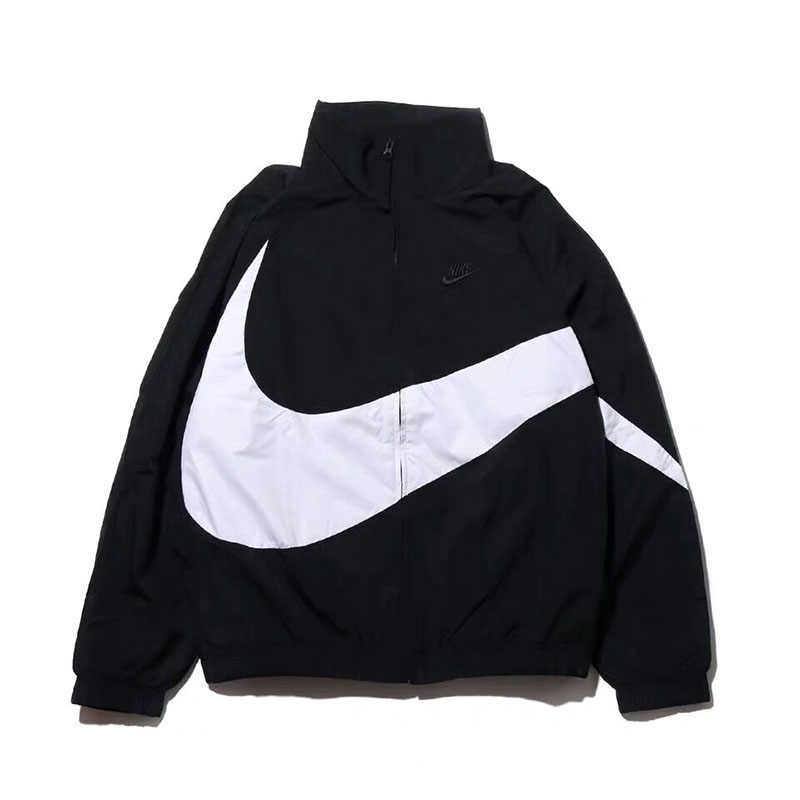 NIKE大LOGO梭织夹克 NIKE大LOGO梭织夹克