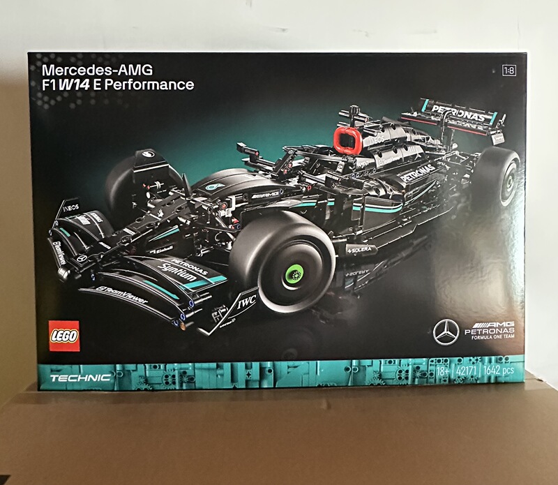 Lego 42171 Mercedes F1 Racing Car Mechanical Set Series Educational Building Block Toys for Boys and Girls