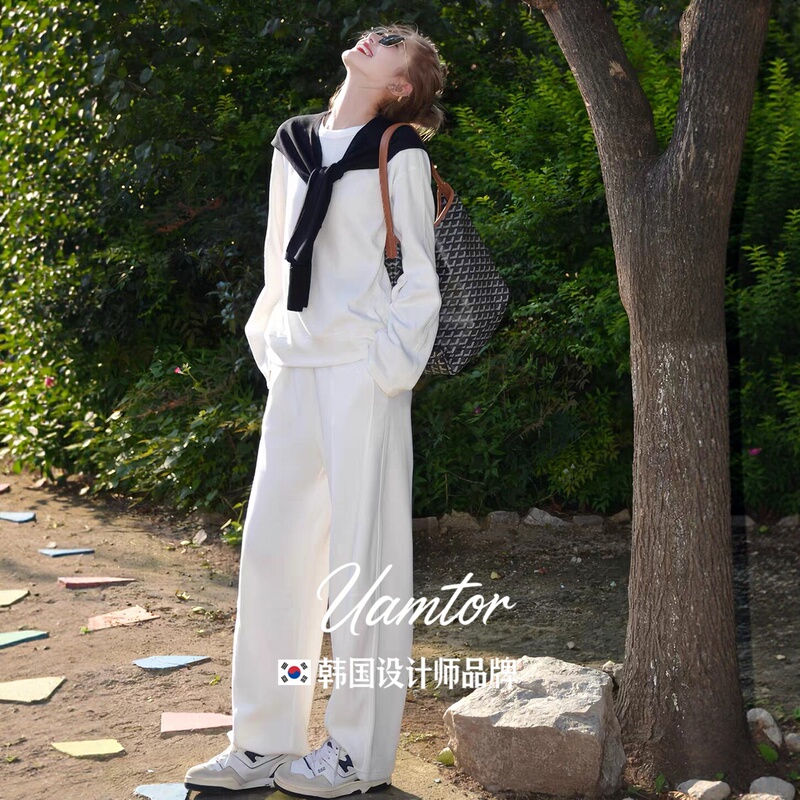 Korean Uamtor Sportswear Sweatshirt Set for Women, Autumn and Winter Loose Fashion Versatile Casual Two-Piece Set with Long Pants Trendy Korean Uamtor Sportswear Sweatshirt Set for Women, Autumn and Winter Loose Fashion Versatile Casual Two-Piece Set with Long Pants Trendy
