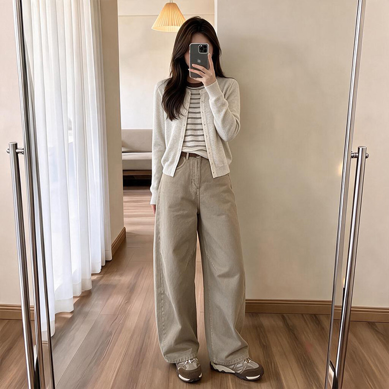 Layered Fake Two-Piece Knitted Cardigan and Wide-Leg Pants Two-Piece Set for Women, Autumn Korean Style, Relaxed and Fashionable Layered Fake Two-Piece Knitted Cardigan and Wide-Leg Pants Two-Piece Set for Women, Autumn Korean Style, Relaxed and Fashionable