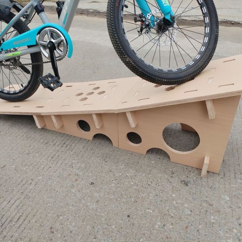 Bicycle Jump Platform, Mountain Bike Jump Platform, Segmented Jump Platform, Light Peak Jump Platform Bicycle Jump Platform, Mountain Bike Jump Platform, Segmented Jump Platform, Light Peak Jump Platform