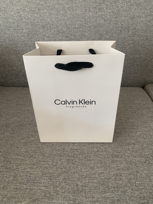 Authentic Ck Perfume Bag, Clothing Bag, Valentine's Day Gift Tote Bag, a High-End Surprise Gift for Girlfriend, Best Friend, Wife Authentic Ck Perfume Bag, Clothing Bag, Valentine's Day Gift Tote Bag, a High-End Surprise Gift for Girlfriend, Best Friend, Wife