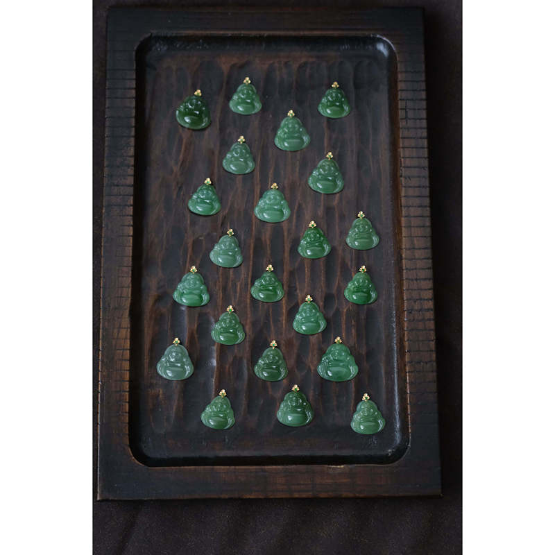Manufacturer Sponsors Anniversary Celebration Super Bonus: No Black Spots, Bright Green Jade Buddha Pendant, Heavy Gold Hetian Jade Pendant