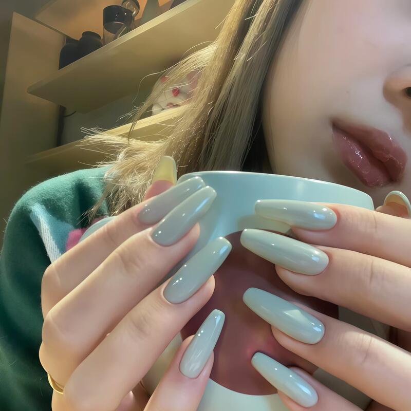Trendy European and American Style Wearable Nails, Medium-Length, Solid Lake Blue, Simple, Everyday, Brightening Effect, Long-Lasting Fake Nails