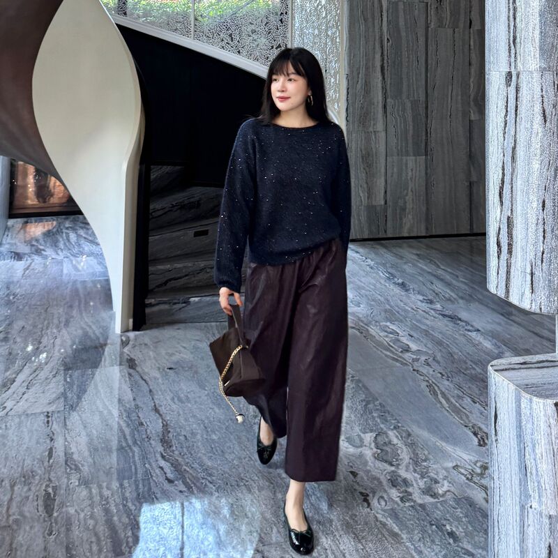 Juchen Architect Cropped Cocoon Pants with Metallic Thread, Loose Fit, Slimming, High-End Feel, Elastic Waist, Casual Pants for Women Juchen Architect Cropped Cocoon Pants with Metallic Thread, Loose Fit, Slimming, High-End Feel, Elastic Waist, Casual Pants for Women