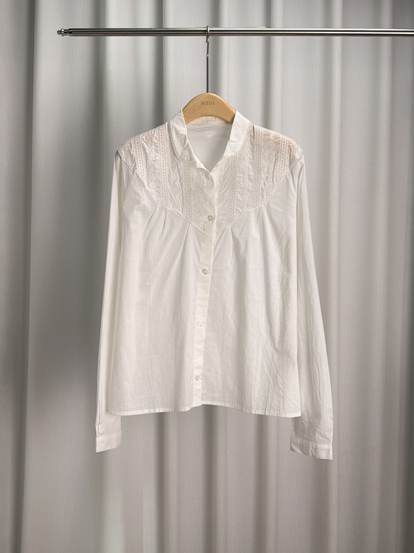 [Angel Exclusive] 100% Cotton Minimalist Style Lace Doll Collar Slim Fit Shirt 260210