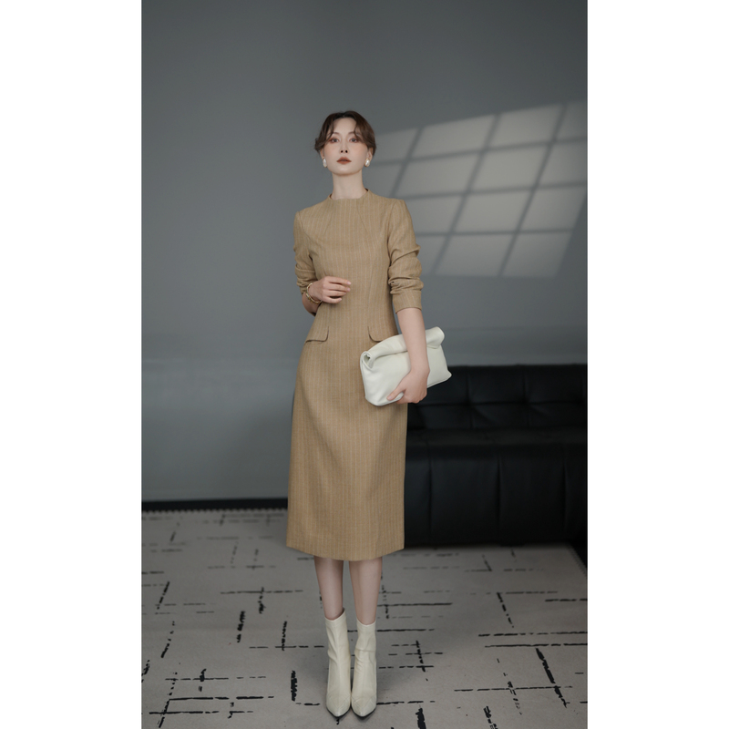 Deer Song Striped Mid-Length Elegant Dress 2026 New High-End Long-Sleeve Design Autumn Round Neck Dress for Women